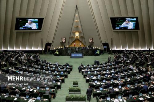 دستگاههای اجرایی مکلف به همکاری با مرکز ملی فضای مجازی کشور شدند